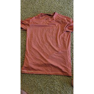 Lululemon running shirt